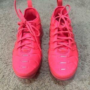 Hot Pink limited edition color Vapor max Nike